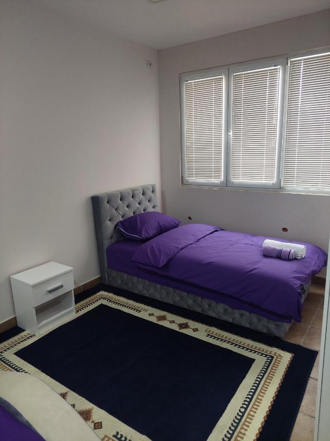 Comfort Pirot Buitenkant foto